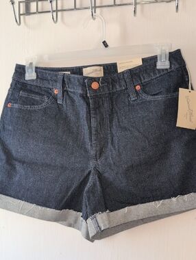 Classic Dark Denim Women's Shorts - Unbranded